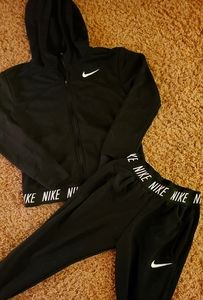 Nike Jogger Set